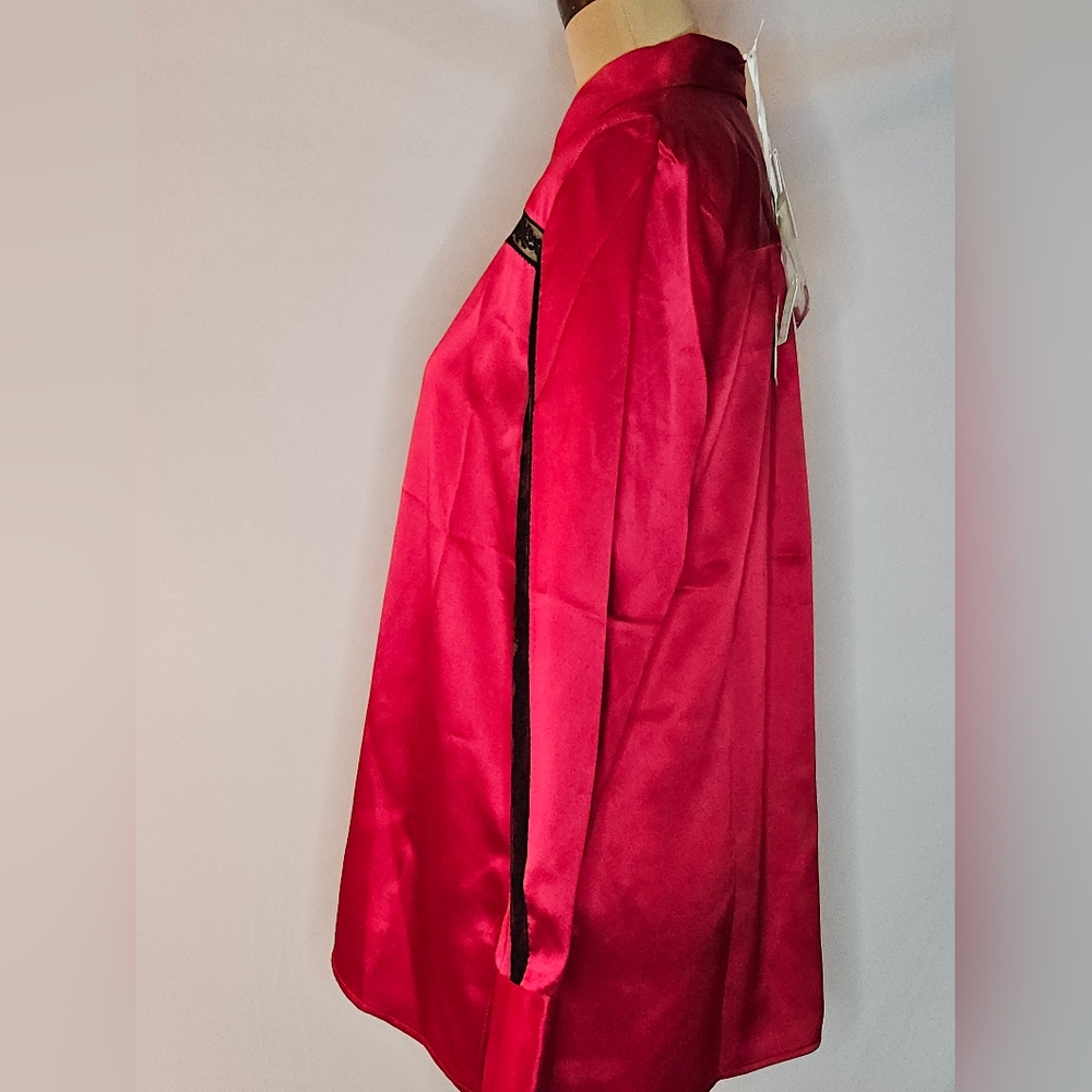 Etcetera Scarlet Blouse with Lace Accents - Picture 2 of 11